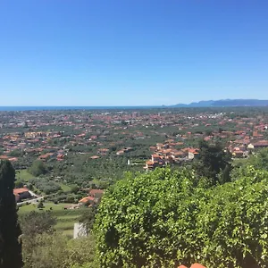 Belvedere 10 , Pietrasanta Italië
